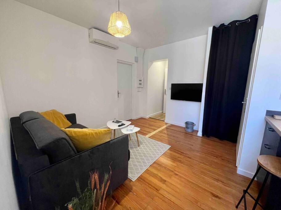 Appartement Climatise 4 Personnes / Centre-Ville Besancon Luaran gambar